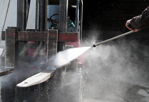 Best House Pressure Washing  in Unalaska, AK